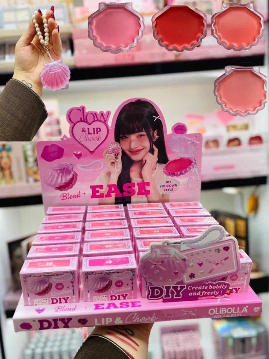 17 رژگونه استیکی